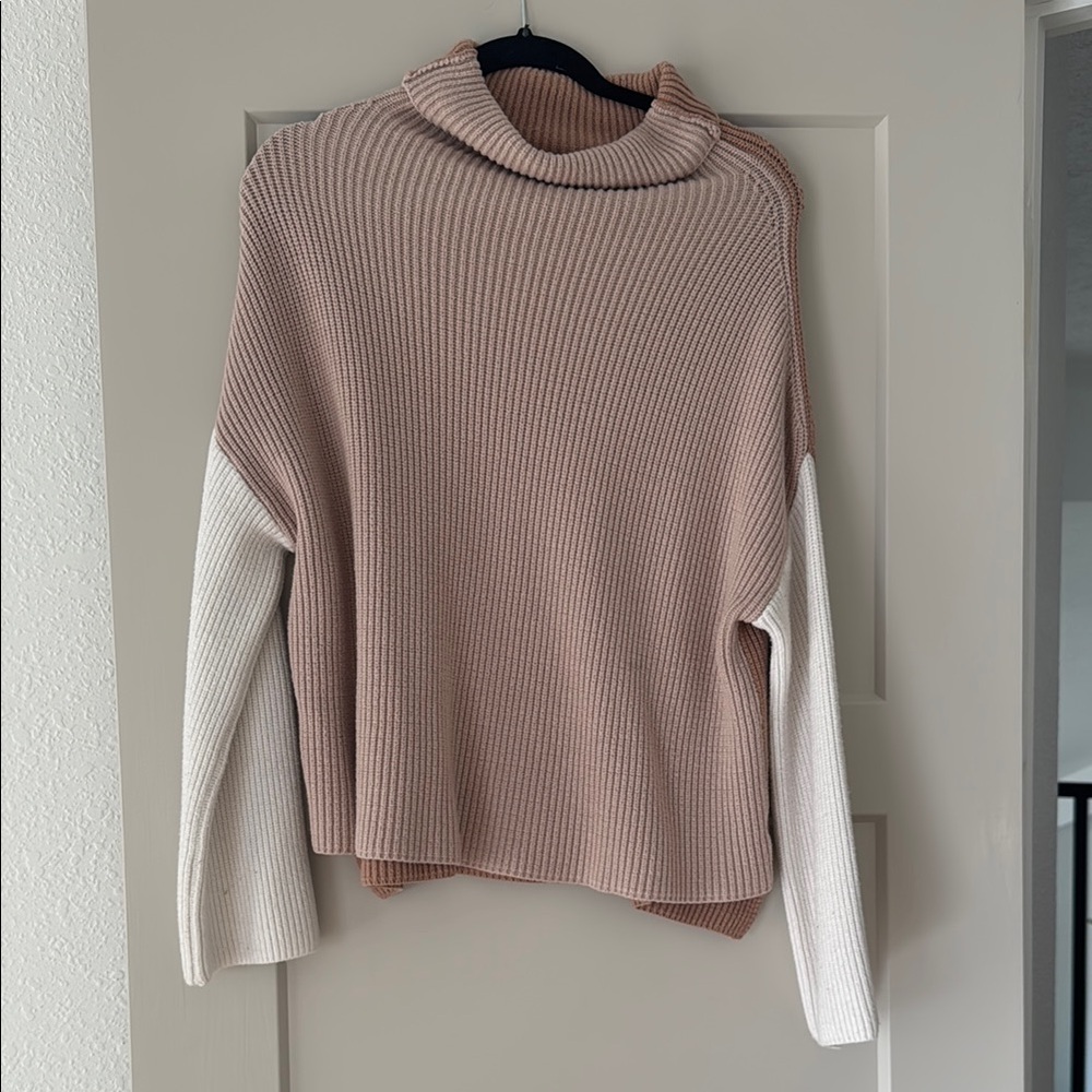 SIZE S/M Women's Ribbed Colorblock Sweater